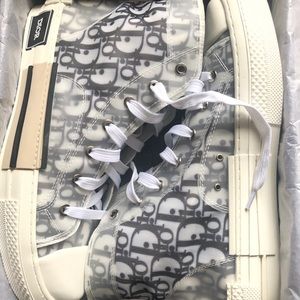 Christian Dior B23 High Top Sneakers